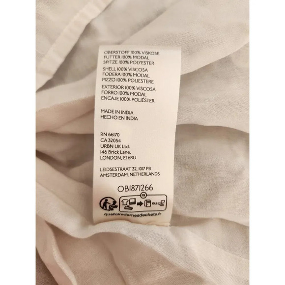 NWT By Anthropologie V-Neck Ruffle Lace Slip Dress Sz 6P Petite Ivory 9D410 - Picture 13 of 14